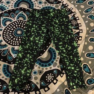 Constantly Varied Gear Radioactive Capri Leggings